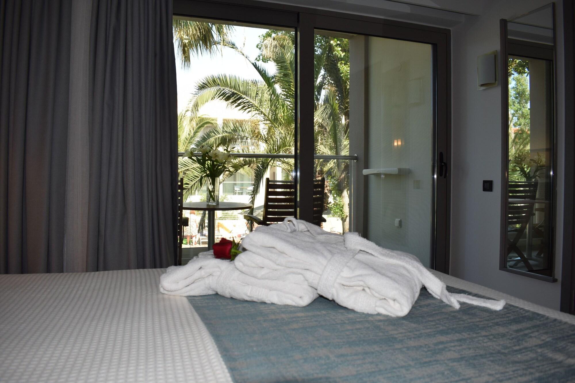 Minos Mare Hotel Platanes  Exterior photo